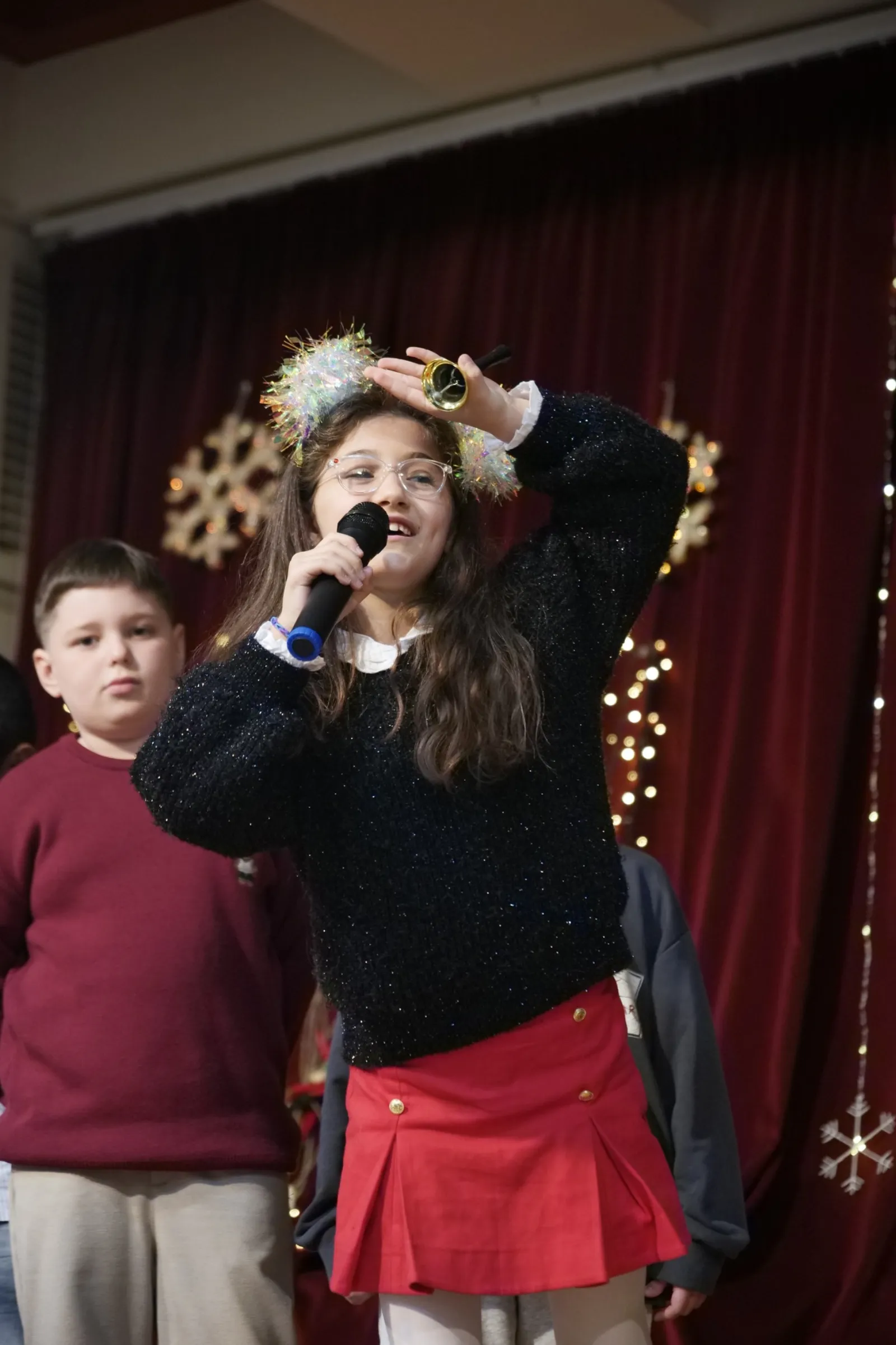 Двадесет години заедно: Юбилейно коледно тържество