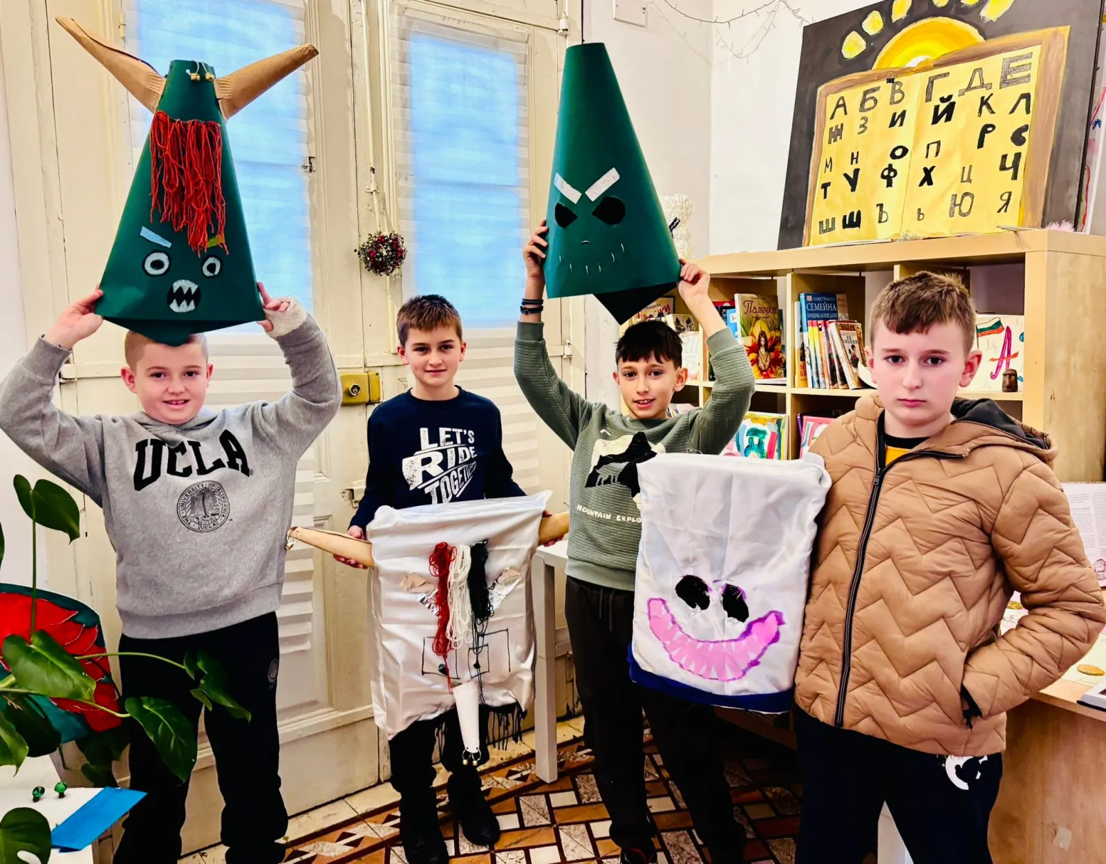 Кукерски маски: Българските традиции оживяват в Никозия